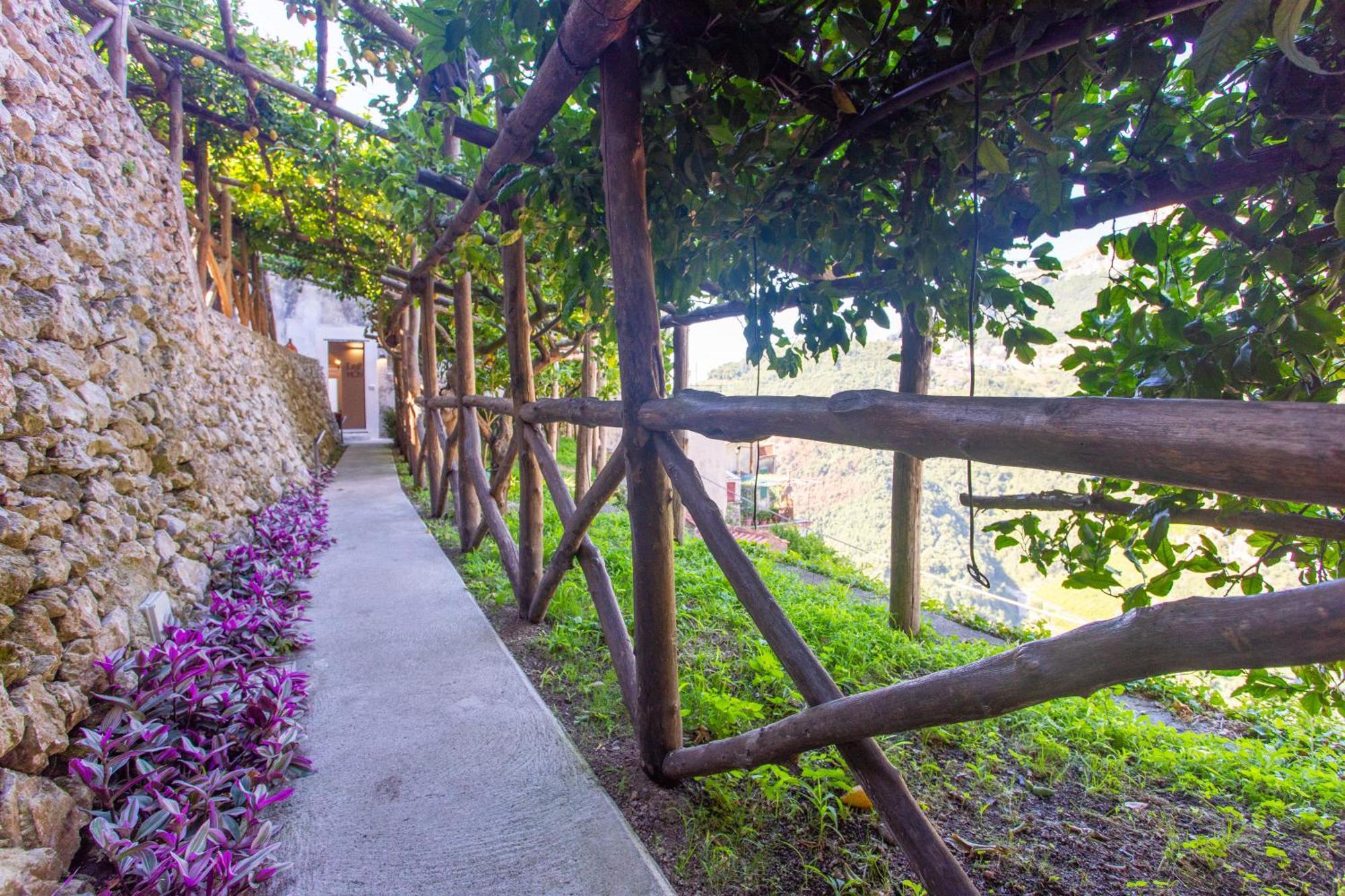 Poggio Angelarosa: Lemon Garden Stay&Relax Scala Eksteriør billede