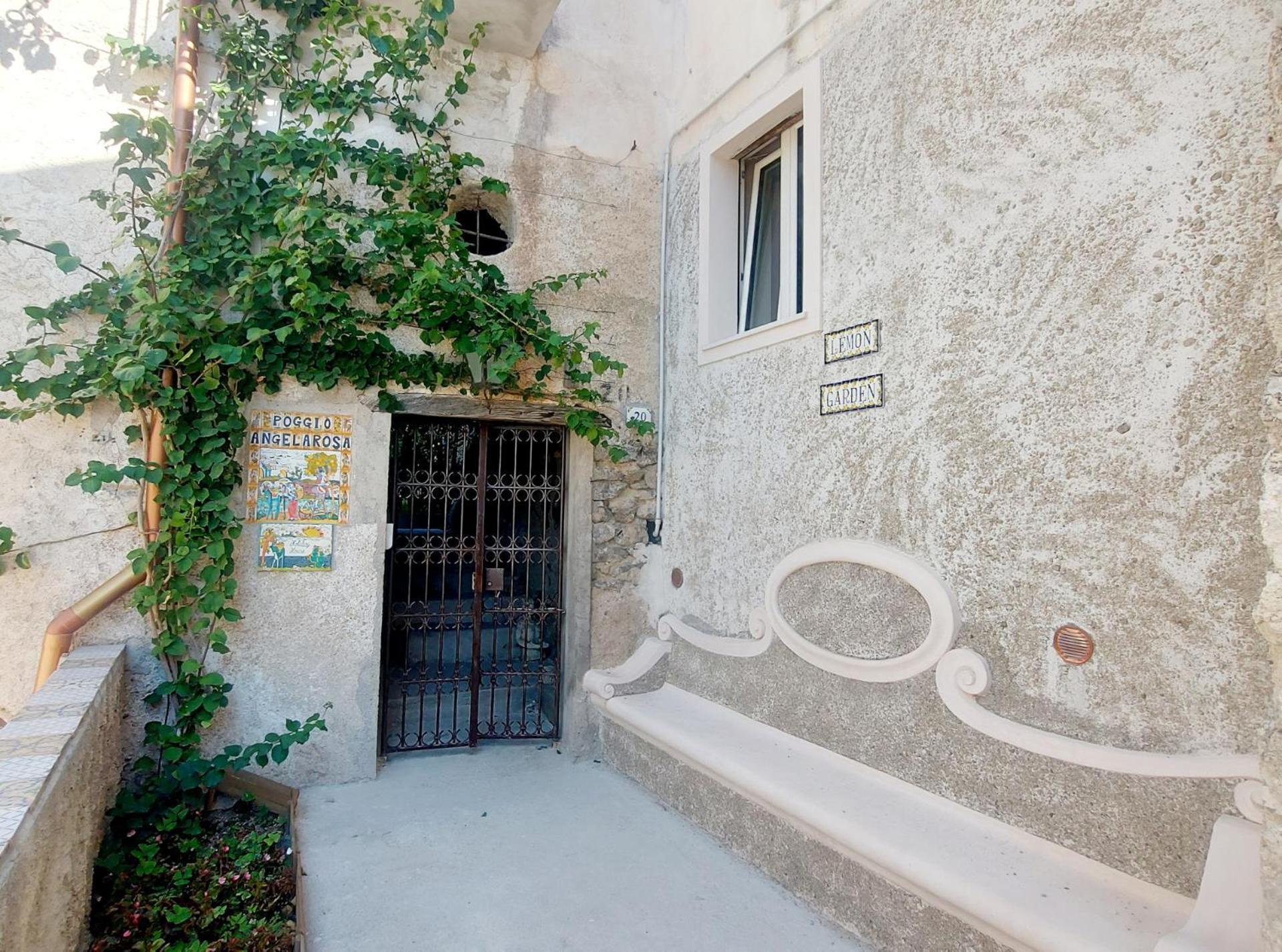 Poggio Angelarosa: Lemon Garden Stay&Relax Scala Eksteriør billede